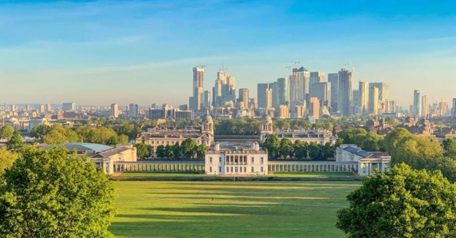 Unique 2-bedroom With River Views! Apartment London