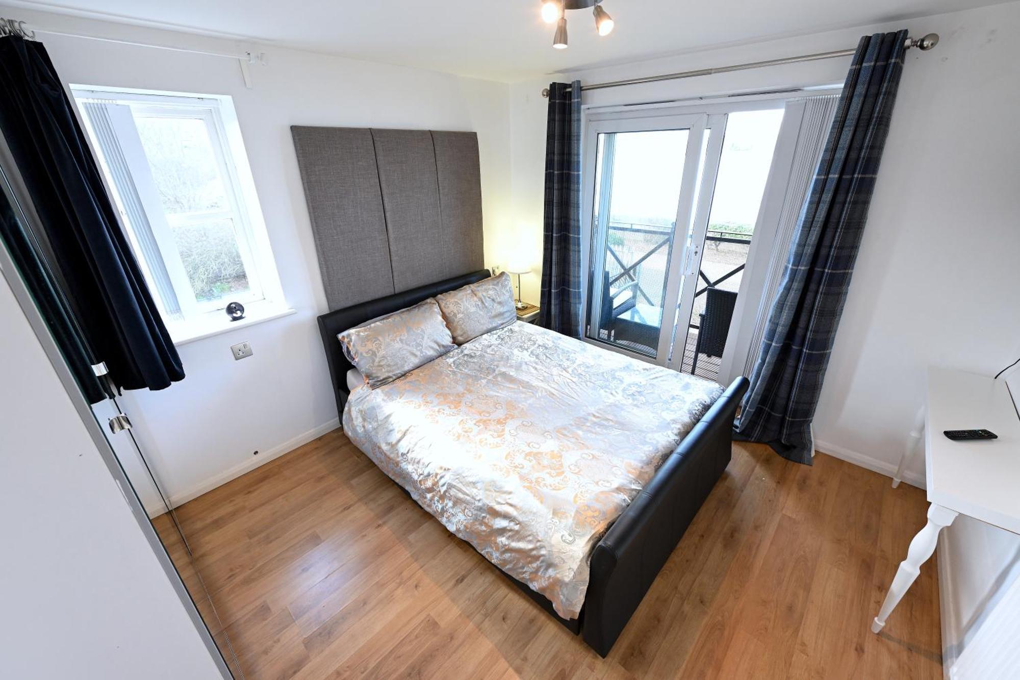 Apartment Unique 2-bedroom With River Views! *